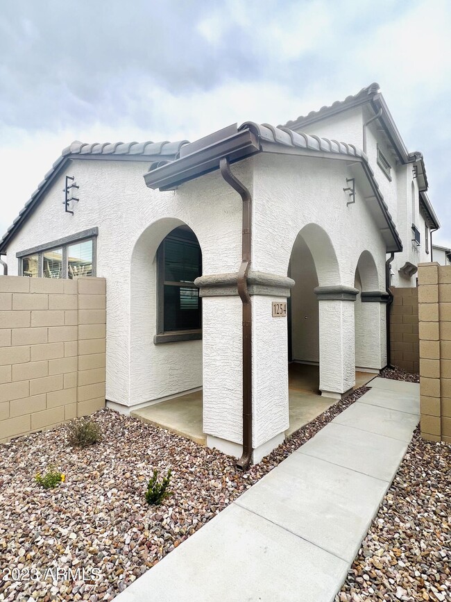 property at 1254 W Sparrow Dr