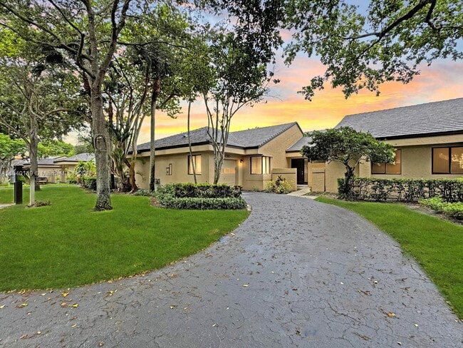 property at 9348 Chelsea Dr S