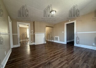 136 E Allen St in Lancaster, OH - Building Photo - Building Photo