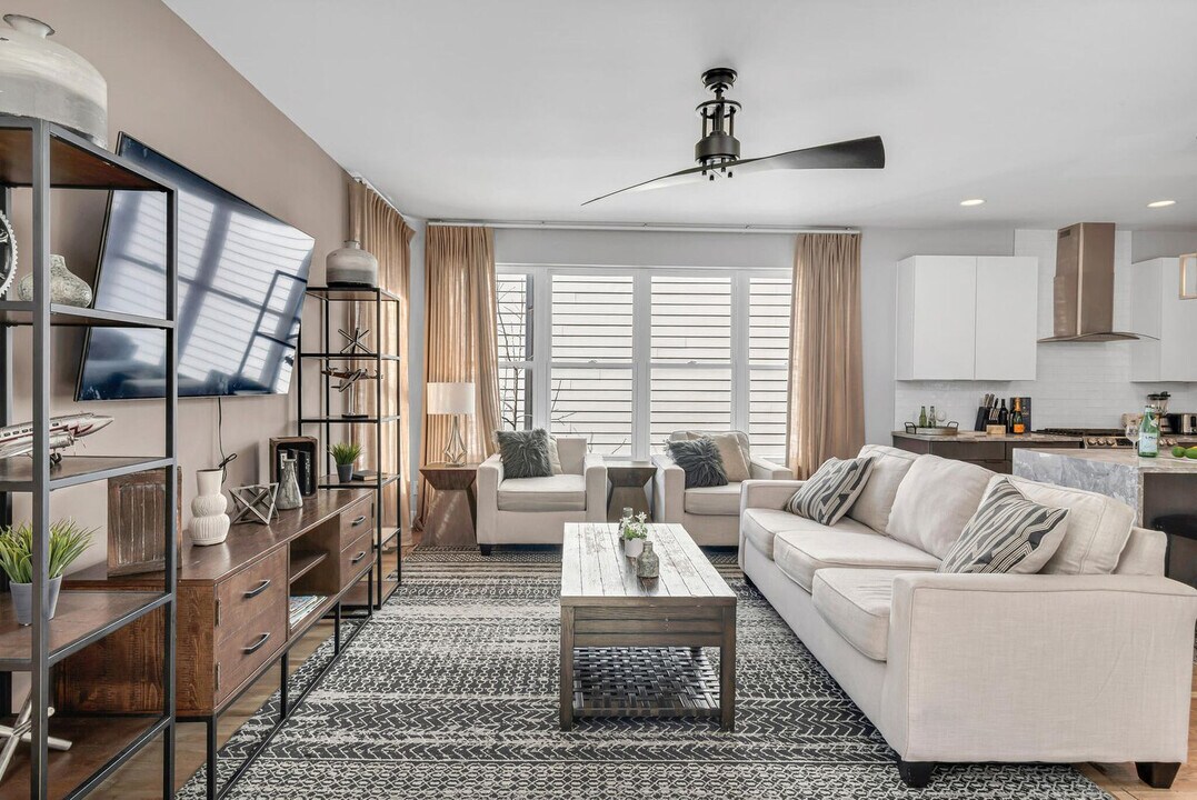 1720 14th Ave S in Nashville, TN - Building Photo