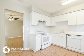 2102 E Wilder Ave in Tampa, FL - Building Photo - Building Photo