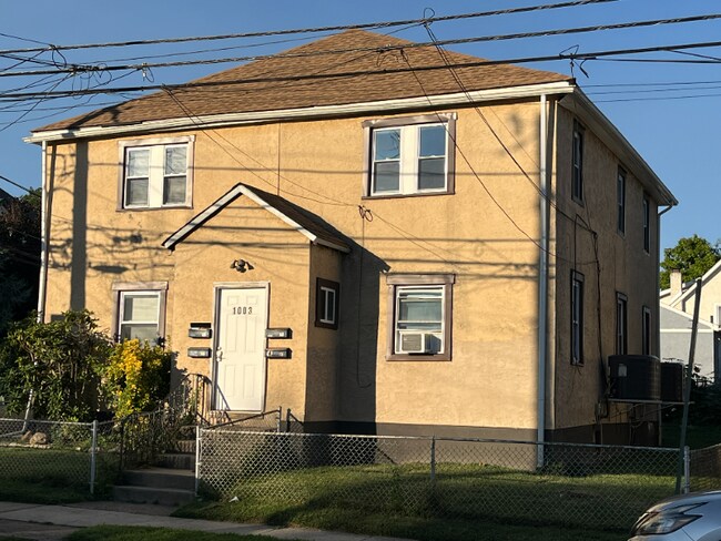 1003 Clifton Ave-Unit -N2 in Sharon Hill, PA - Building Photo - Building Photo