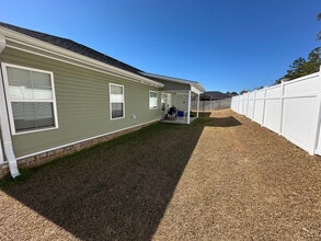 231 Edith Way in Daleville, AL - Building Photo - Building Photo