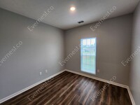 476 Dove Way photo'