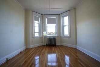 1179 Boylston St in Boston, MA - Foto de edificio - Building Photo