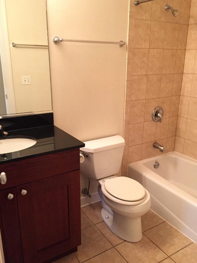 3114 N Racine Ave, Unit 3N in Chicago, IL - Building Photo - Building Photo