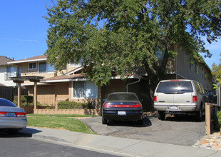 Alamo Creek Luxury Apartment Homes in Vacaville, CA - Building Photo - Building Photo