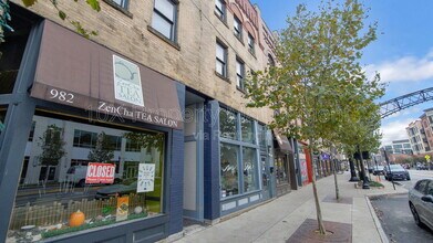 978 N High St in Columbus, OH - Building Photo - Building Photo