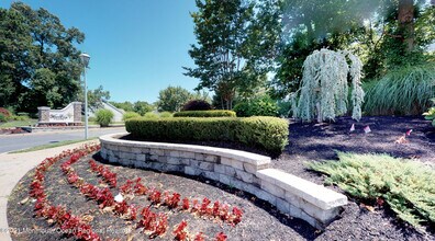 1922 Waters Edge Dr in Toms River, NJ - Building Photo - Building Photo