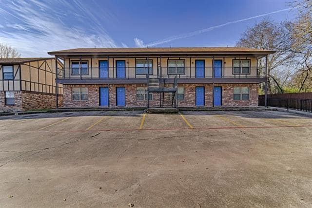 820 Southeast Pkwy in Azle, TX - Building Photo - Building Photo