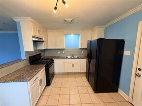 110 Gans St in Houston, TX - Building Photo - Building Photo