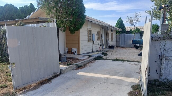 property at 8205 Glen Shadow Dr