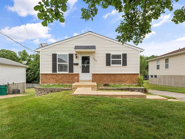 property at 107 Reasnor Ave