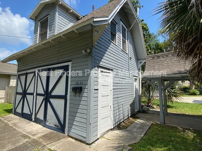 property at 2633 Post St
