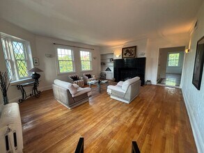 11432 Cedar Glen Pkwy in Cleveland, OH - Building Photo - Building Photo