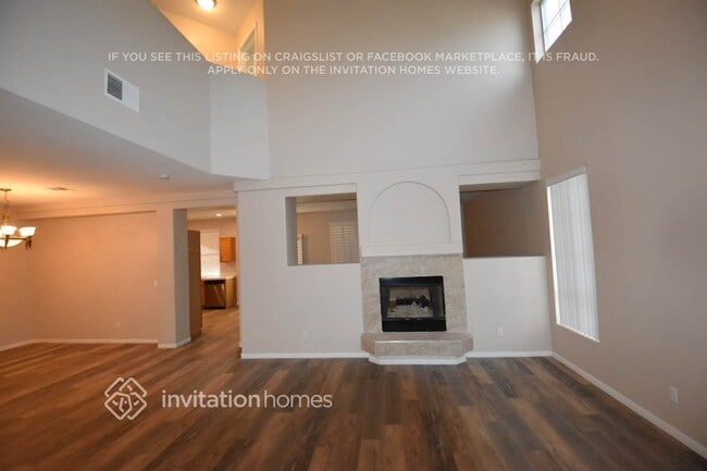 3477 N Stature Ct in Las Vegas, NV - Building Photo - Building Photo