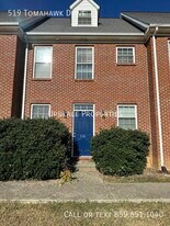 519 Tomahawk Dr in Harrodsburg, KY - Building Photo