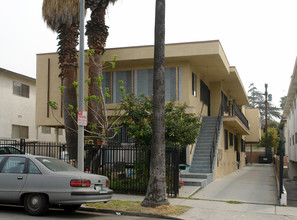 1806 N Wilton Pl in Los Angeles, CA - Building Photo - Building Photo