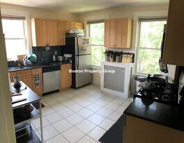 13 Sparhawk St, Unit A in Boston, MA - Building Photo