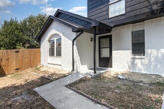 6767 Dandelion Dr in Fort Worth, TX - Building Photo - Building Photo