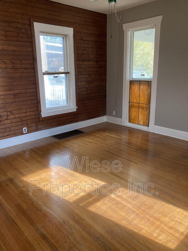 505 New St in Springfield, IL - Building Photo - Building Photo