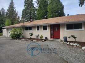 4624 Grandview Dr W in Tacoma, WA - Building Photo