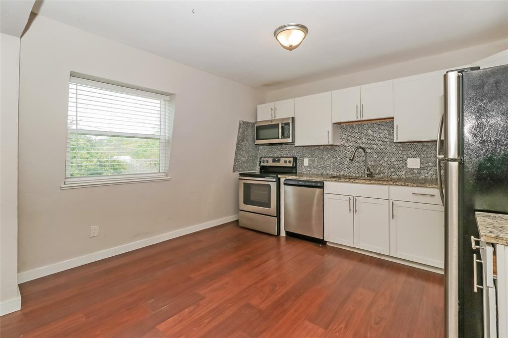 7202 Twin Crest Dr in Austin, TX - Building Photo