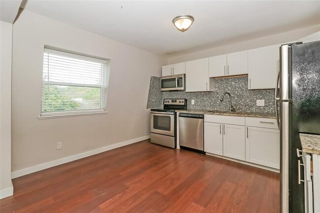 property at 7202 Twin Crest Dr