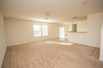 310 Falling Pine Dr in Conroe, TX - Building Photo - Building Photo