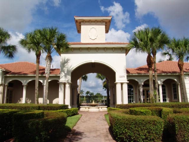 6768 Heritage Grande in Boynton Beach, FL - Building Photo - Building Photo