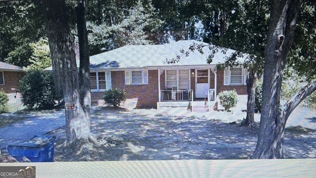 6842 E Sherwood Dr in Riverdale, GA - Building Photo