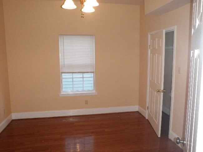 2413 Marengo St in New Orleans, LA - Building Photo - Building Photo