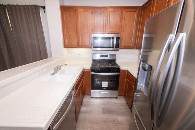 1282 Fools Gold Wy in Chula Vista, CA - Building Photo - Building Photo