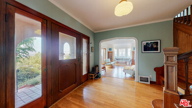 3627 Crestmont Ave in Los Angeles, CA - Building Photo - Building Photo