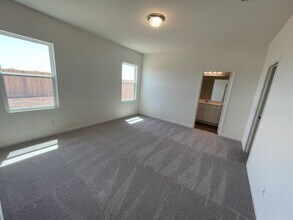 14402 Palm Ridge in San Antonio, TX - Building Photo - Building Photo