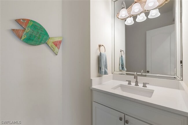 property at 95 Anchor Ct