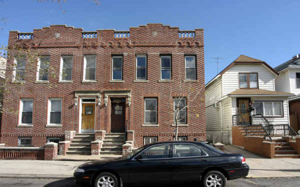 1573 W 9th St in Brooklyn, NY - Building Photo