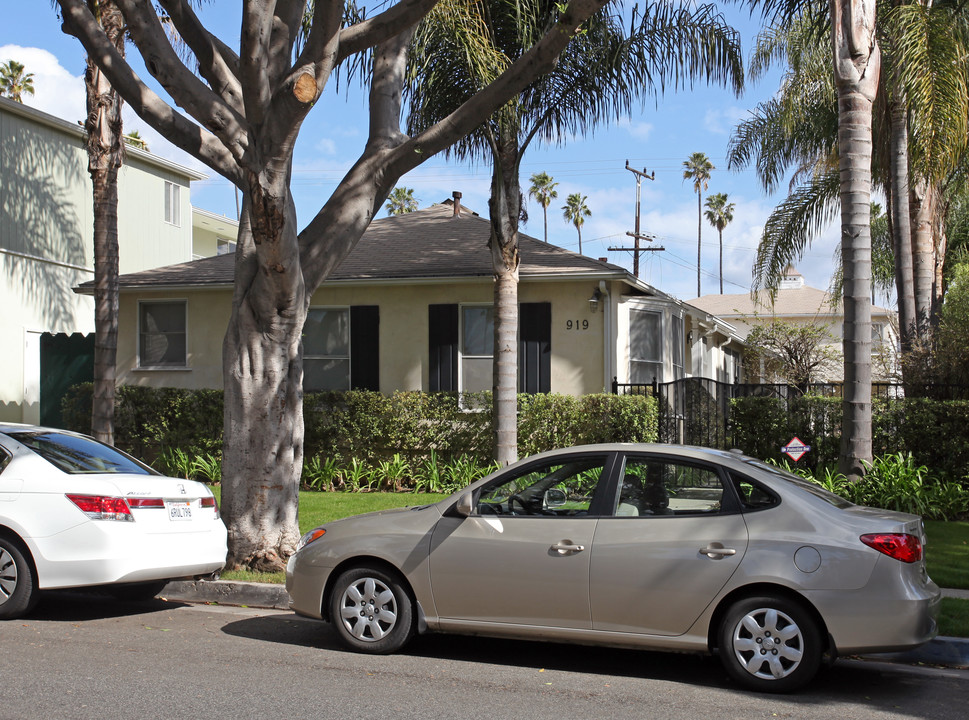 919 20th St in Santa Monica, CA - Building Photo