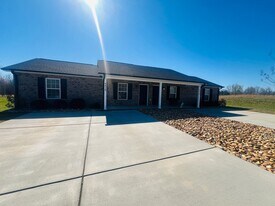 4421 Dillbrook Ln in Denver, NC - Building Photo