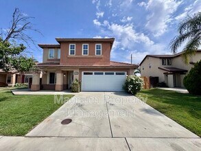 4710 Country Grove Way in Hemet, CA - Building Photo - Building Photo