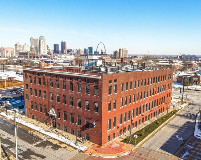 The Bordeaux in St. Louis, MO - Foto de edificio - Building Photo