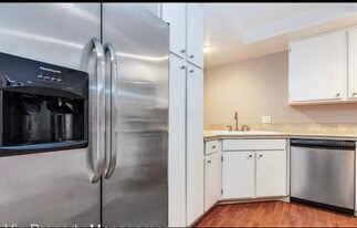 1670 Clayton Rd, Unit Condo in Concord, CA - Building Photo