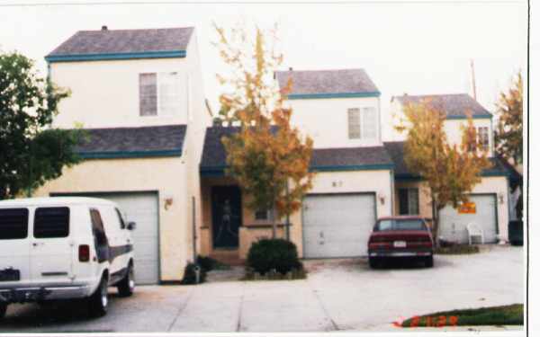 87 W 3rd St in Tracy, CA - Building Photo