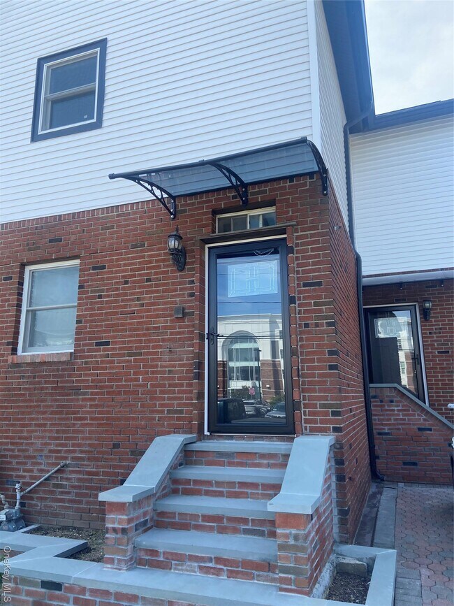 property at 111 S Smith St