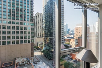 8 E Huron St, Unit FL10-ID971 in Chicago, IL - Building Photo - Building Photo