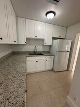 410 44th St in West Palm Beach, FL - Building Photo - Building Photo