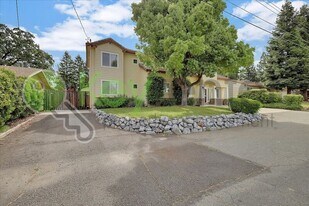 7428 April St in Orangevale, CA - Building Photo
