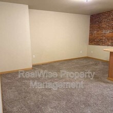 535 SW 6th St in Redmond, OR - Building Photo - Building Photo