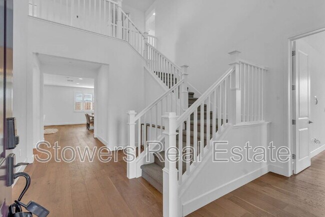 176 Raven Cir in Brentwood, CA - Building Photo - Building Photo