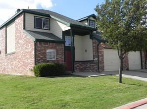 Sycamore Pointe Townhomes in Fort Worth, TX - Foto de edificio - Building Photo